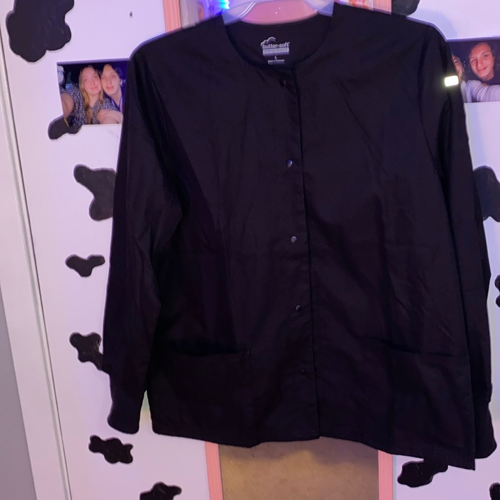 black butter soft lab coat size Large
